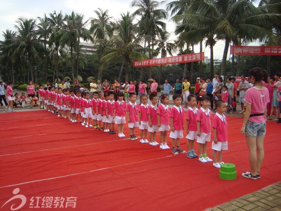海南?？诩t纓幼兒園慶“六、一”活動