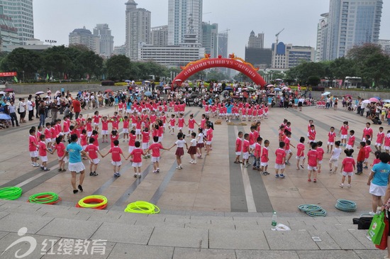 \廣西柳州紅纓啟迪幼兒園舉辦慶“六、一”活動(dòng)