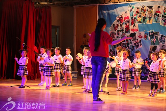 安徽滁州紅纓愛心•萬(wàn)豪幼兒園舉辦慶六一文藝匯演