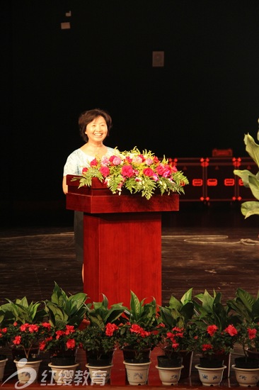 河北固安紅纓小神龍幼兒園召開專家家長(zhǎng)見面會(huì)