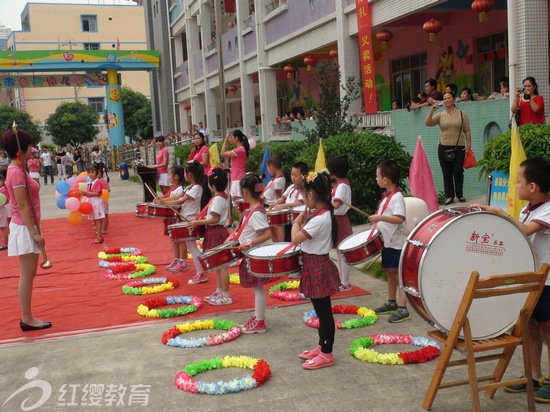 廣西來賓紅纓啟慧幼兒園舉辦迎國慶主題活動(dòng)