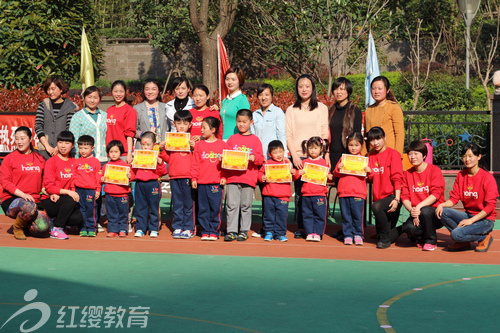 安徽合肥紅纓時(shí)代幼兒園舉辦陽光體育早操比賽