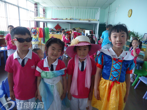 山東壽光紅纓愛心雙語幼兒園舉辦六一活動(dòng)
