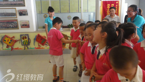 山東壽光紅纓愛心雙語幼兒園舉辦六一活動(dòng)