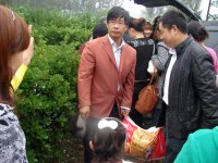 中秋節(jié)馬玉林幼兒園到敬老院慰問。