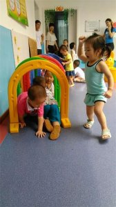 孩子們組建的陽(yáng)光體育，玩得不亦樂(lè)乎！
