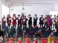 鴻程書香苑幼兒園新學(xué)期開學(xué)典禮暨教學(xué)說明會紀(jì)實(shí)報