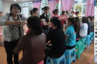 新教師給師父敬茶！