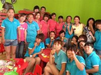 兩個(gè)幼兒園老師分享水果舞會(huì)！