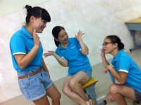 英語(yǔ)童話劇《狗看守蛋糕》