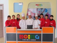 全體員工用感恩的心去工作，感恩博雅、感恩紅纓！