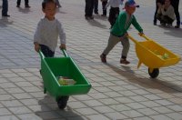 爭(zhēng)分奪秒